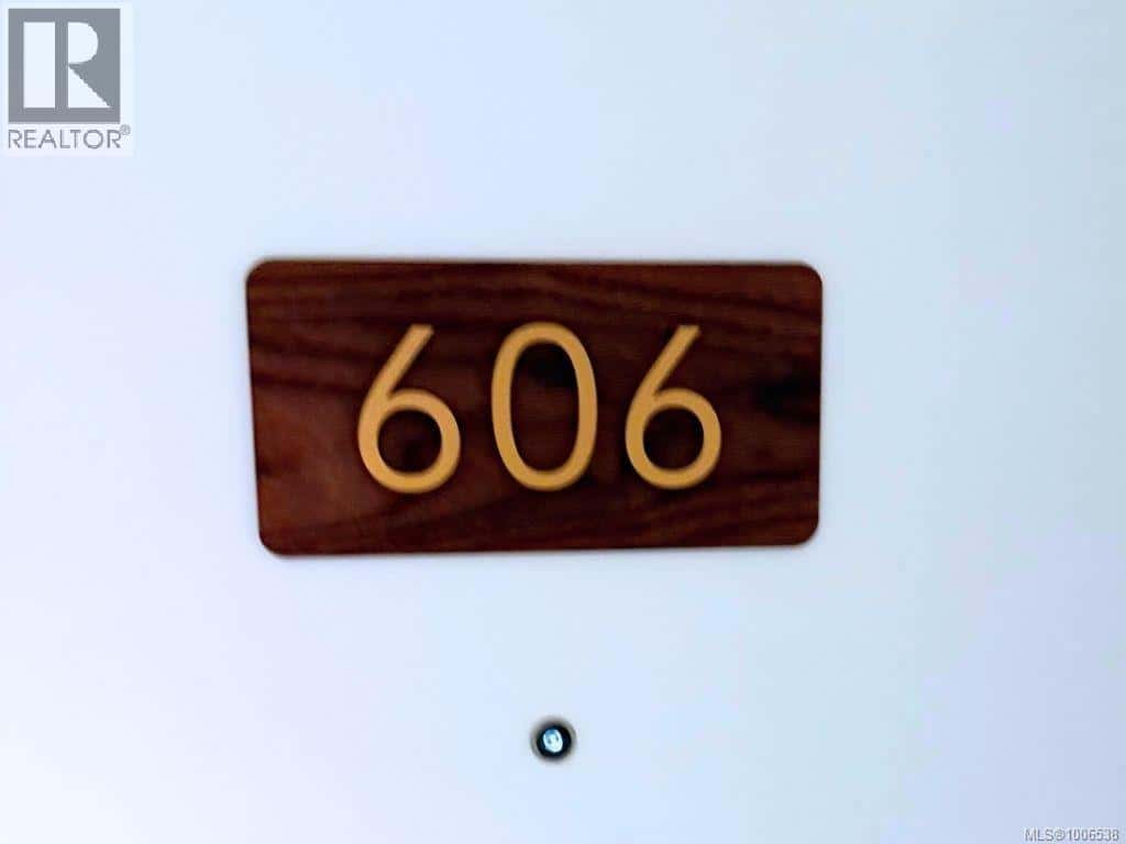 , Nanaimo, — Nanaimo - Photo 2 of 40