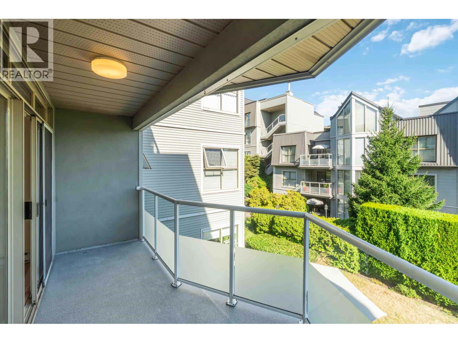 , New Westminster, British Columbia — New Westminster, British Columbia - Photo 5 of 60