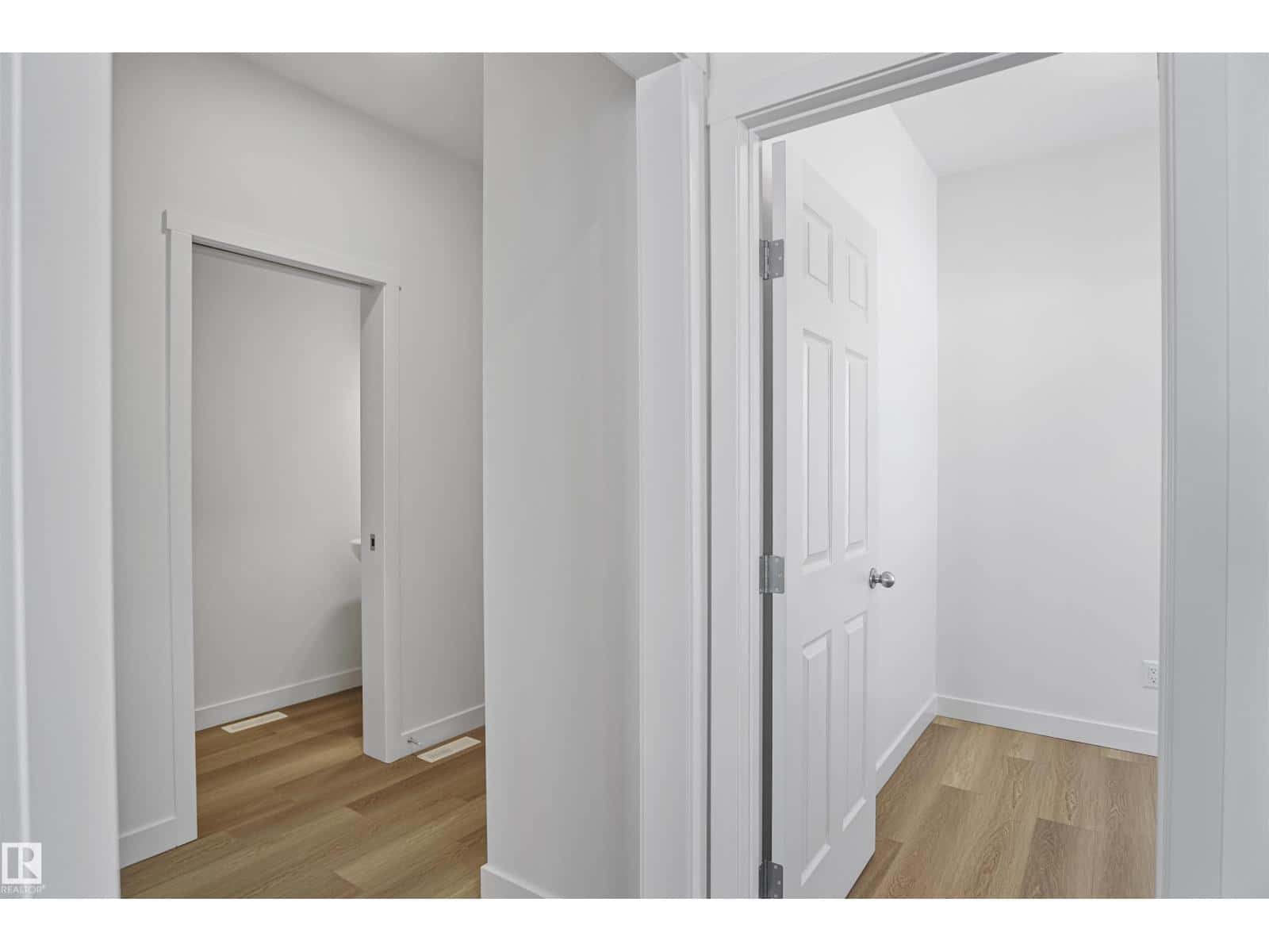 , Stony Plain, Alberta — Stony Plain, Alberta - Photo 3 of 62