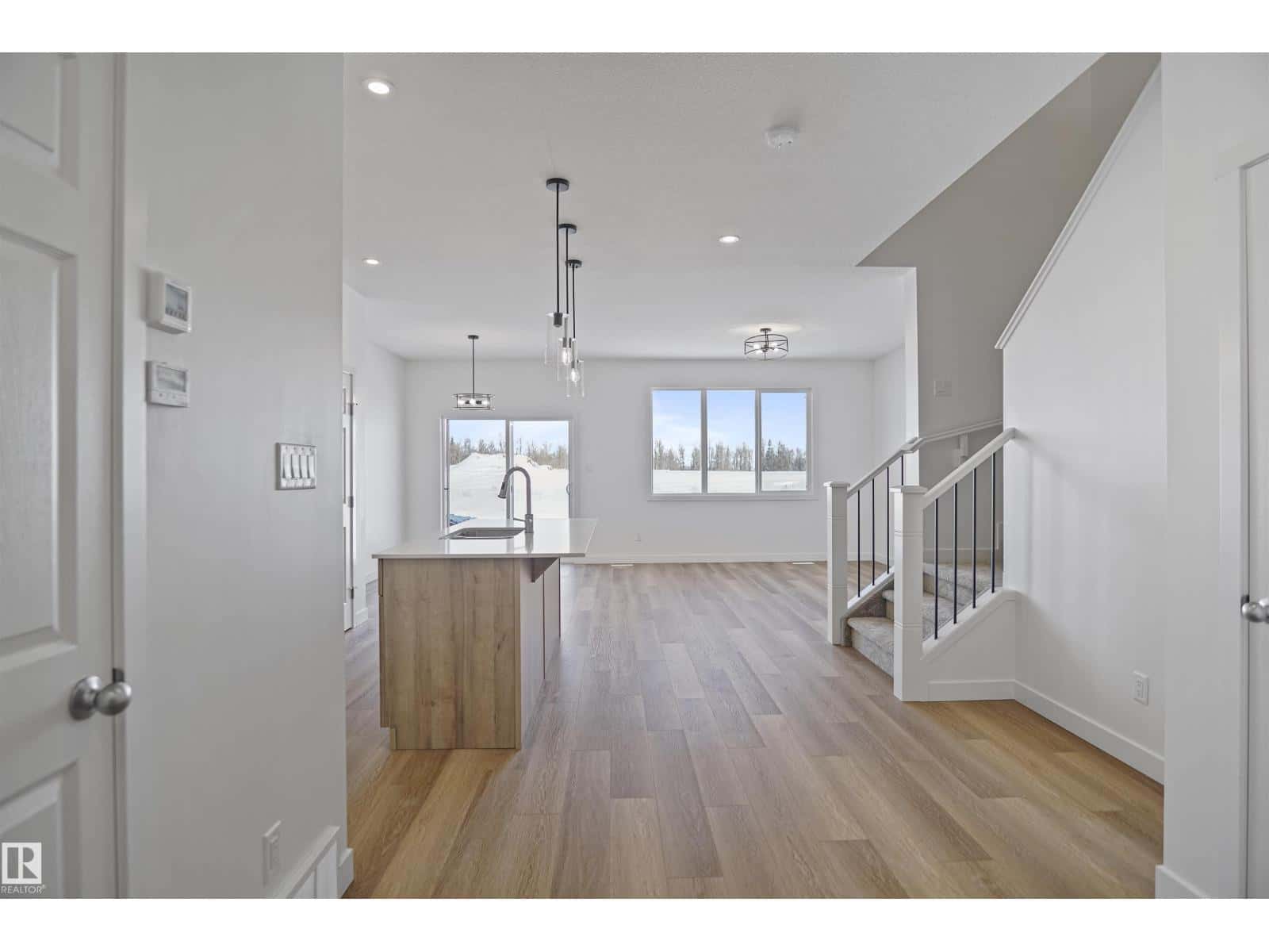 , Stony Plain, Alberta — Stony Plain, Alberta - Photo 5 of 62