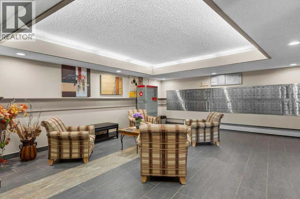 , Calgary, — Calgary - Photo 3 of 58