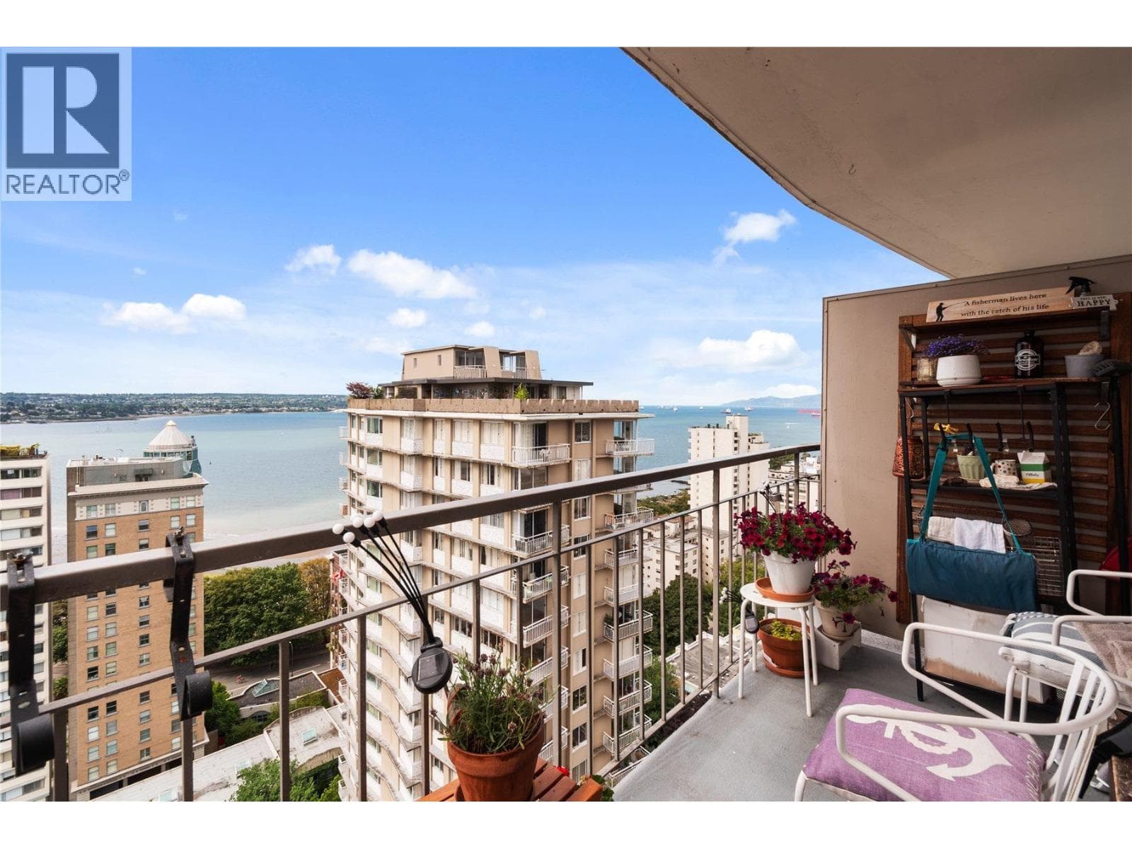 , Vancouver, — Vancouver - Main photo