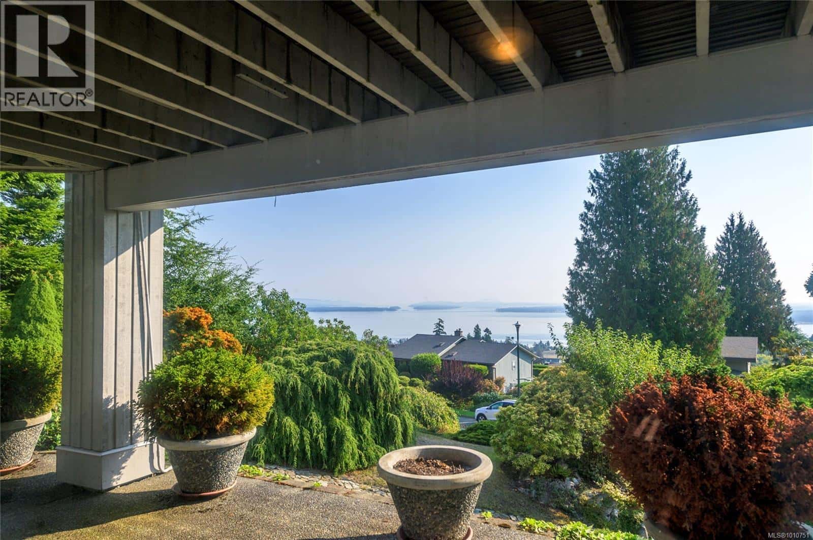 , North Saanich, — North Saanich - Photo 5 of 35