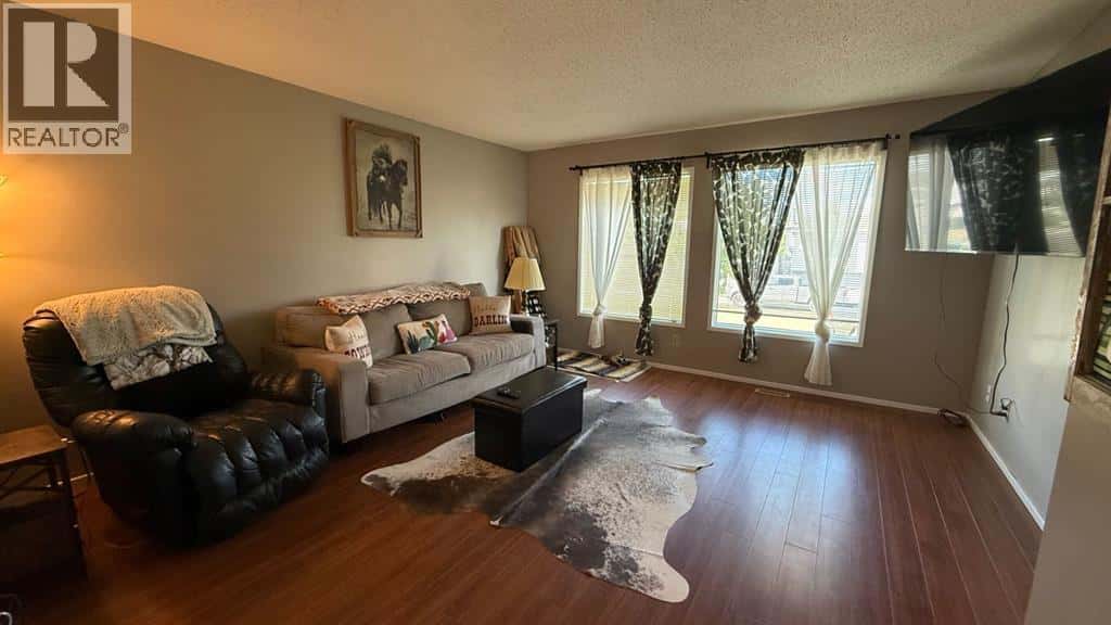 , Hanna, — Hanna - Photo 4 of 27