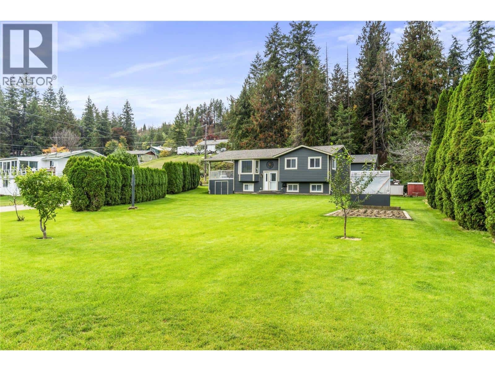 , Adams Lake, British Columbia — Adams Lake, British Columbia - Photo 4 of 80