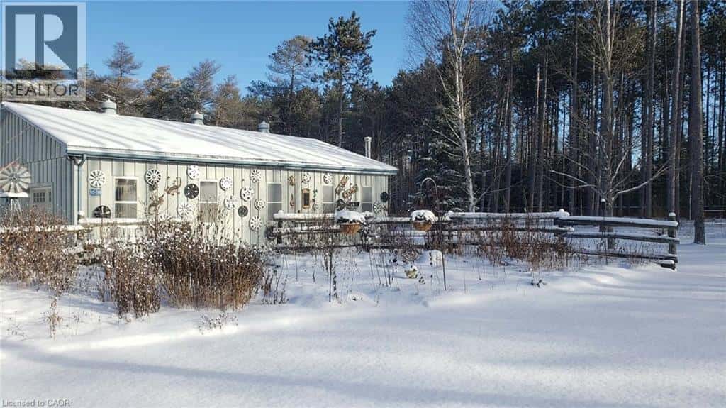 , Glencairn, Ontario — Glencairn, Ontario - Photo 3 of 50