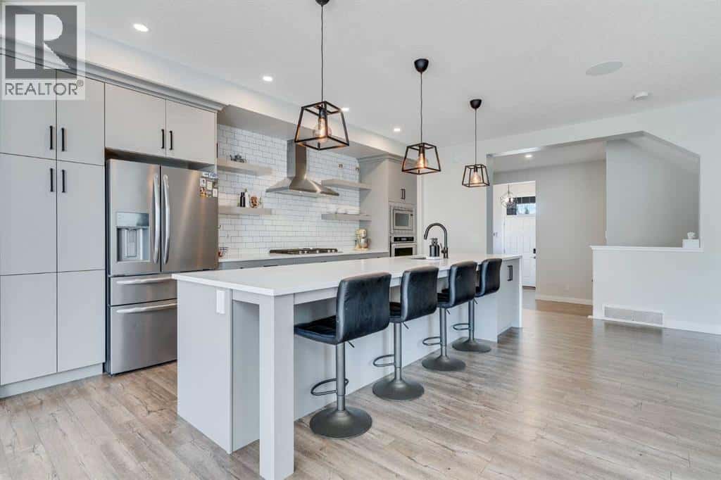 , Calgary, Alberta — Calgary, Alberta - Photo 3 of 100