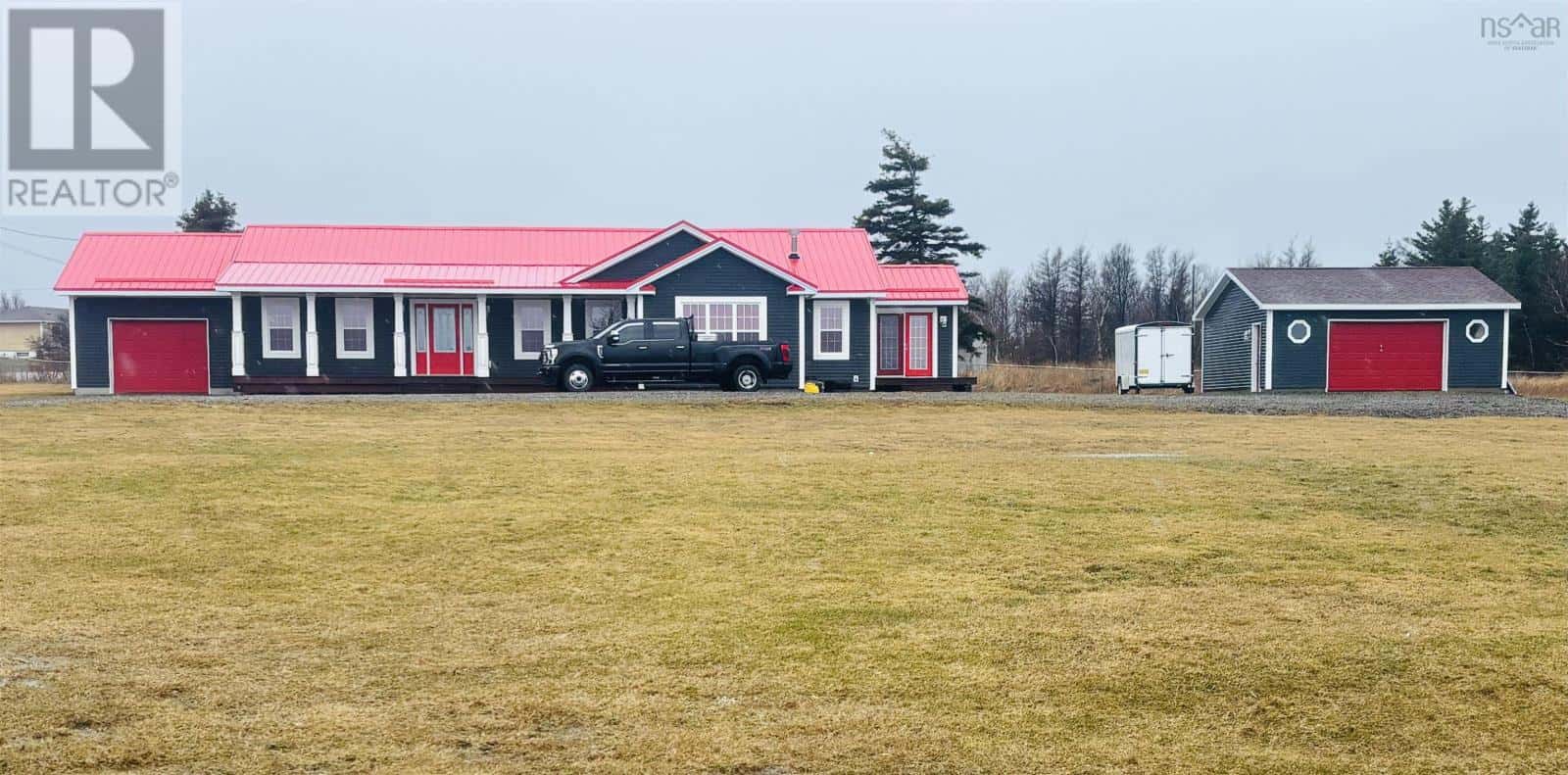 , New Victoria, — New Victoria - Photo 2 of 21