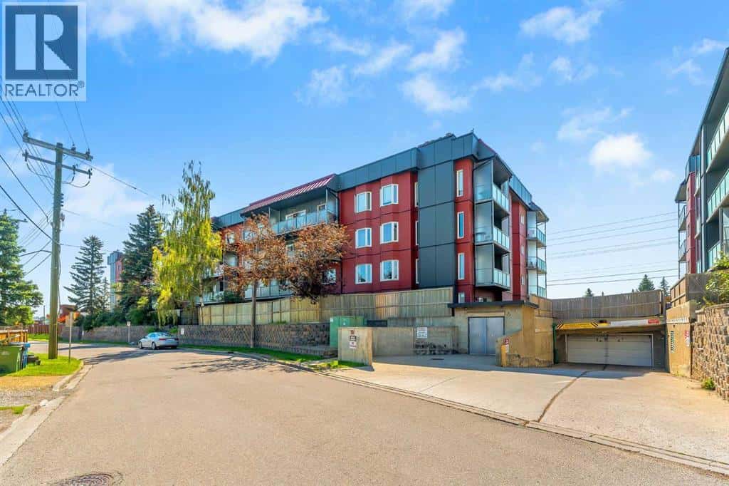 , Calgary, Alberta — Calgary, Alberta - Photo 2 of 50