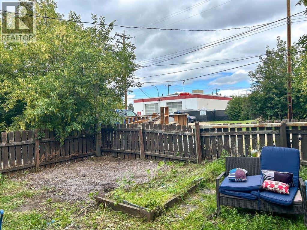 , Rocky Mountain House, — Rocky Mountain House - Photo 2 of 5