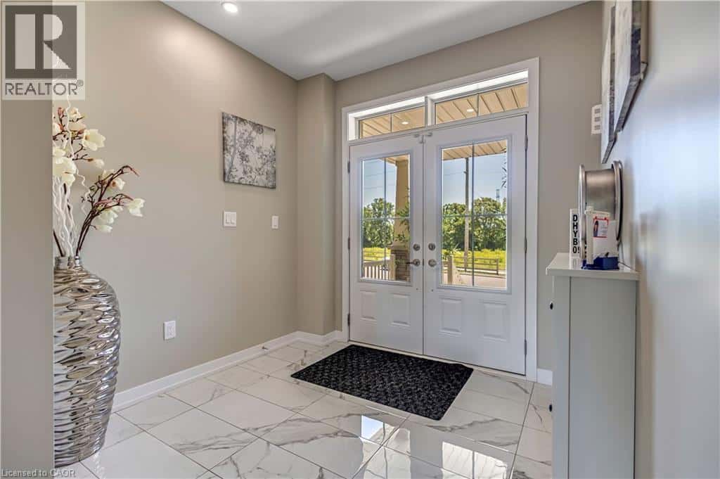 , Caledonia, Ontario — Caledonia, Ontario - Photo 4 of 74