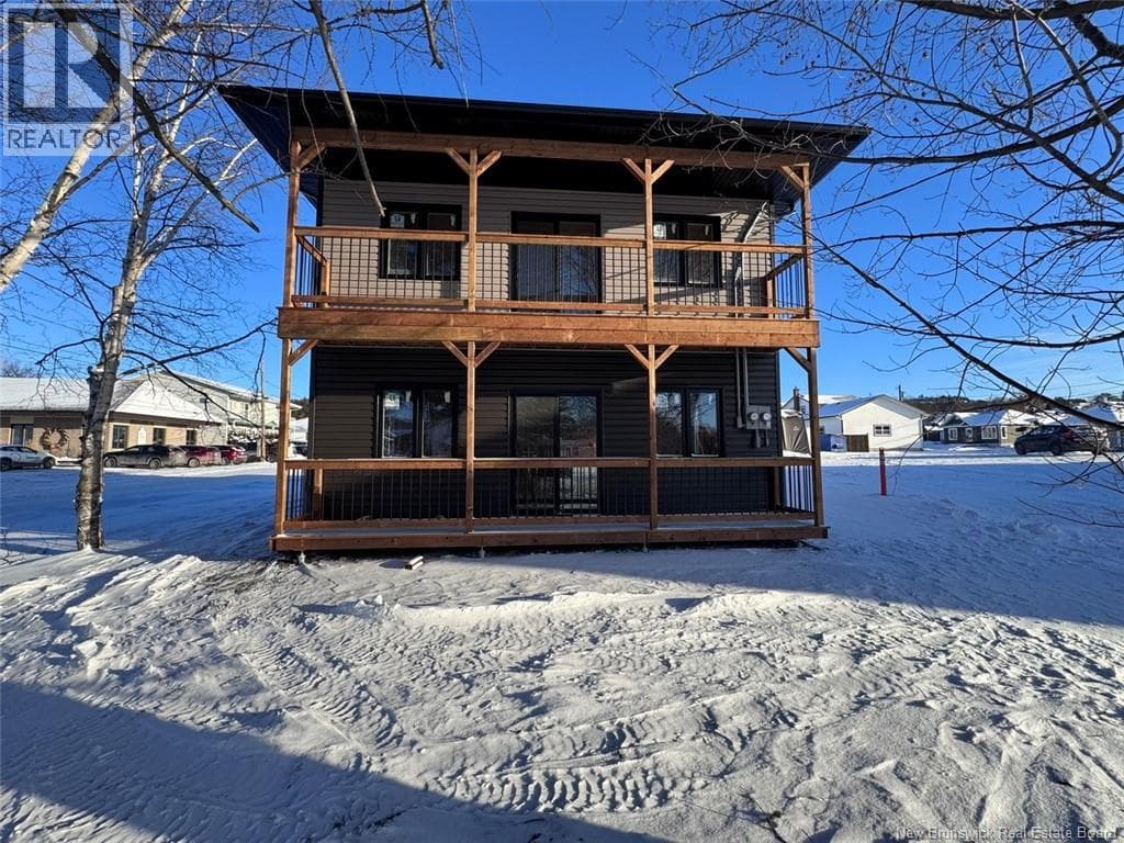 , Edmundston, — Edmundston - Main photo