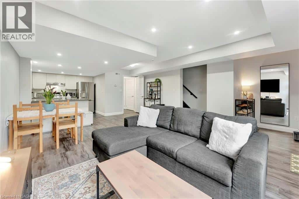 , Cambridge, Ontario — Cambridge, Ontario - Photo 3 of 38