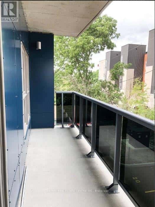 , Waterloo, Ontario — Waterloo, Ontario - Photo 5 of 14