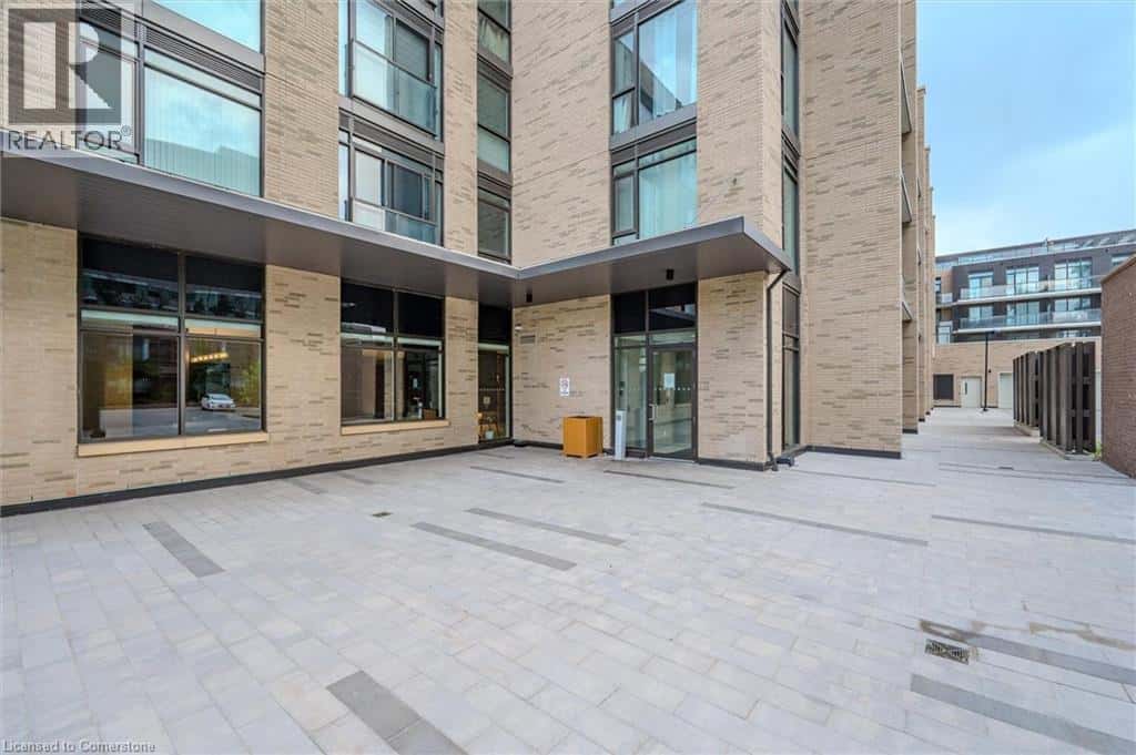 , Kitchener, — Kitchener - Photo 3 of 48