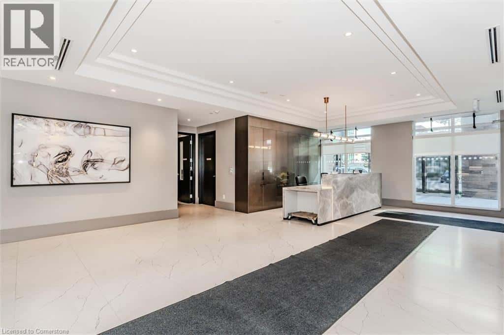 , Kitchener, — Kitchener - Photo 4 of 48