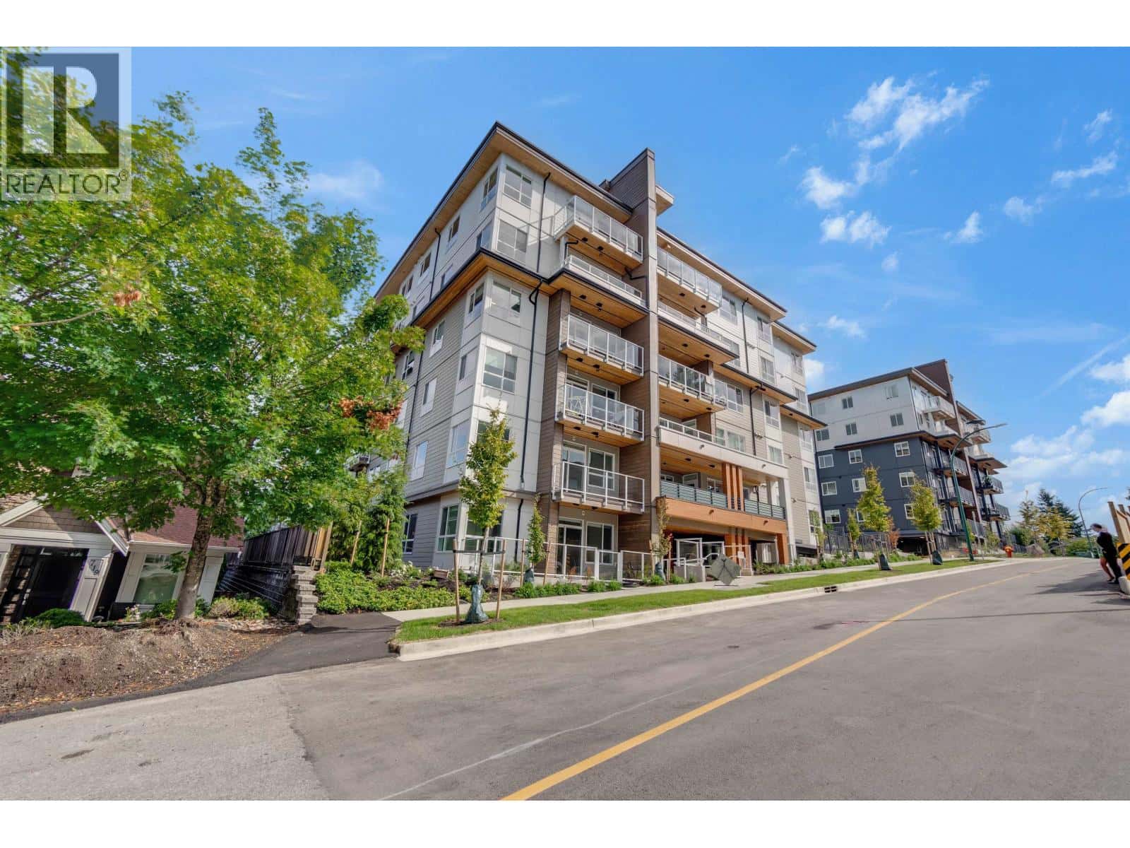 , Coquitlam, British Columbia — Coquitlam, British Columbia - Photo 3 of 76