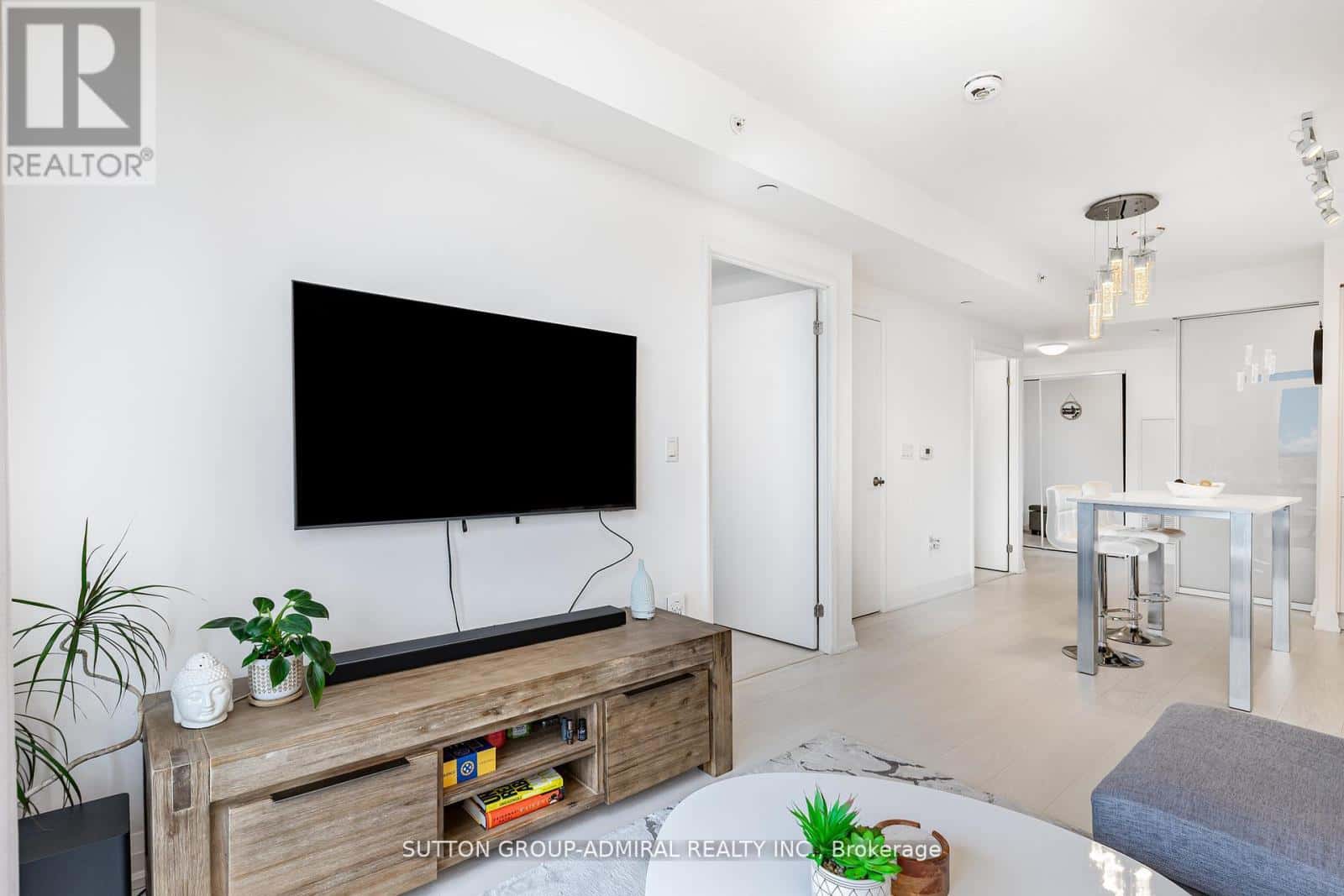 , Toronto (Islington-City Centre West), — Toronto (Islington-City Centre West) - Photo 4 of 30