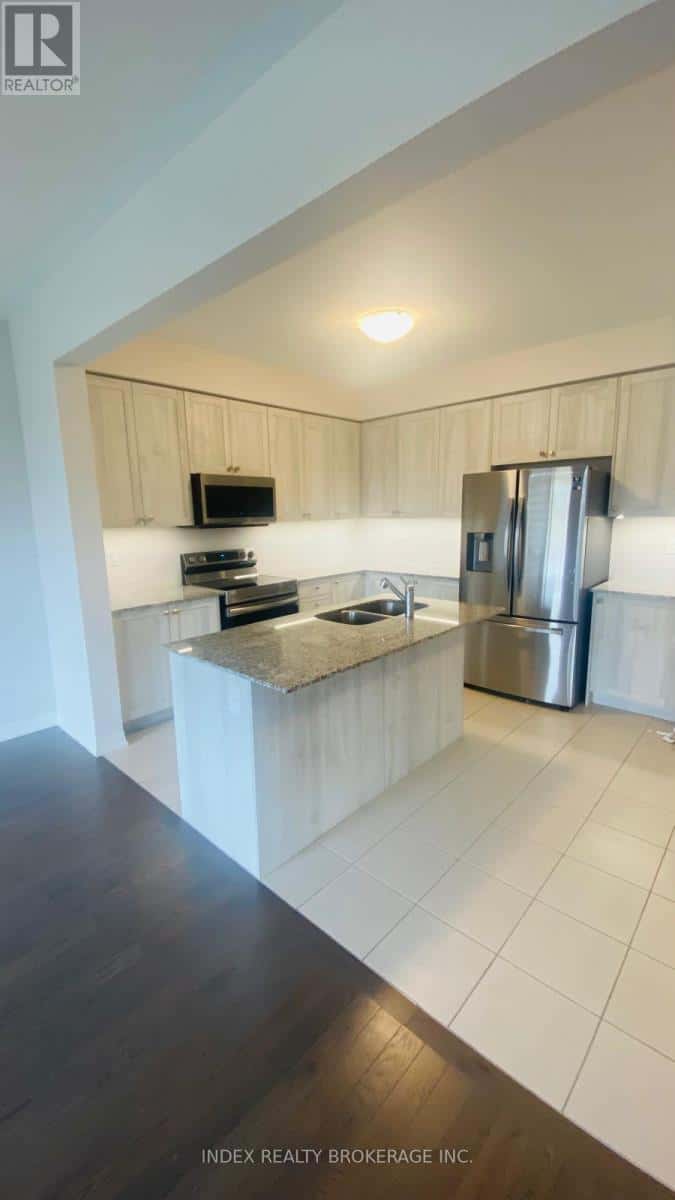 , Hamilton (Mount Hope), Ontario — Hamilton (Mount Hope), Ontario - Photo 2 of 8