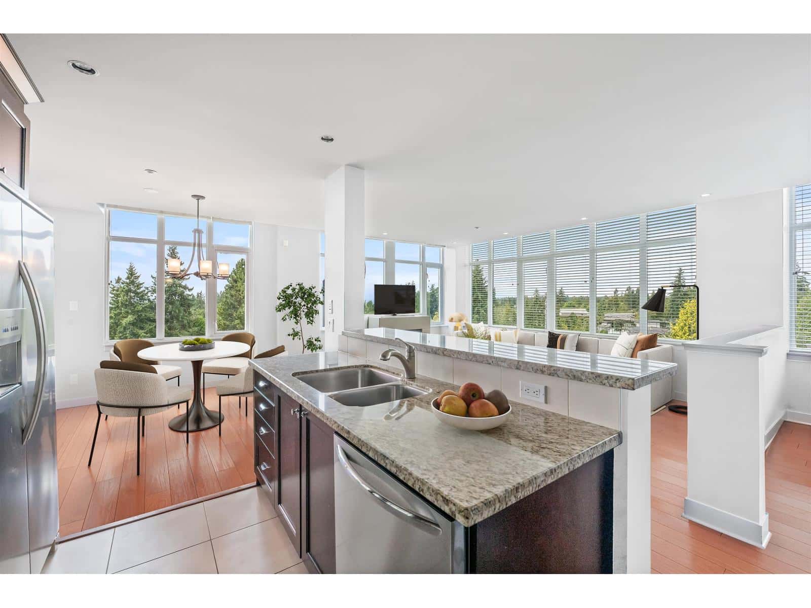 , White Rock, British Columbia — White Rock, British Columbia - Photo 5 of 40