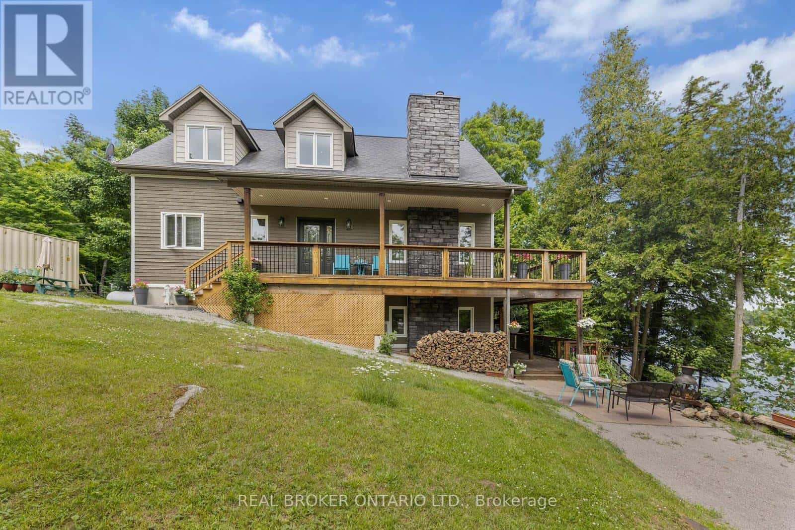 , McKellar, Ontario — McKellar, Ontario - Photo 4 of 25