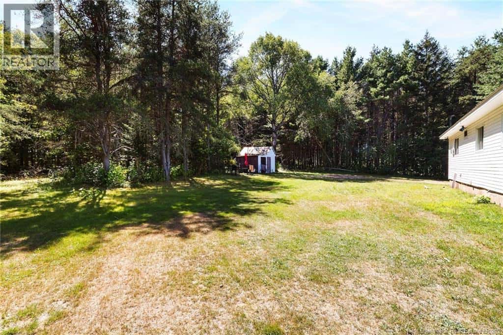 , Chipman, — Chipman - Photo 4 of 34