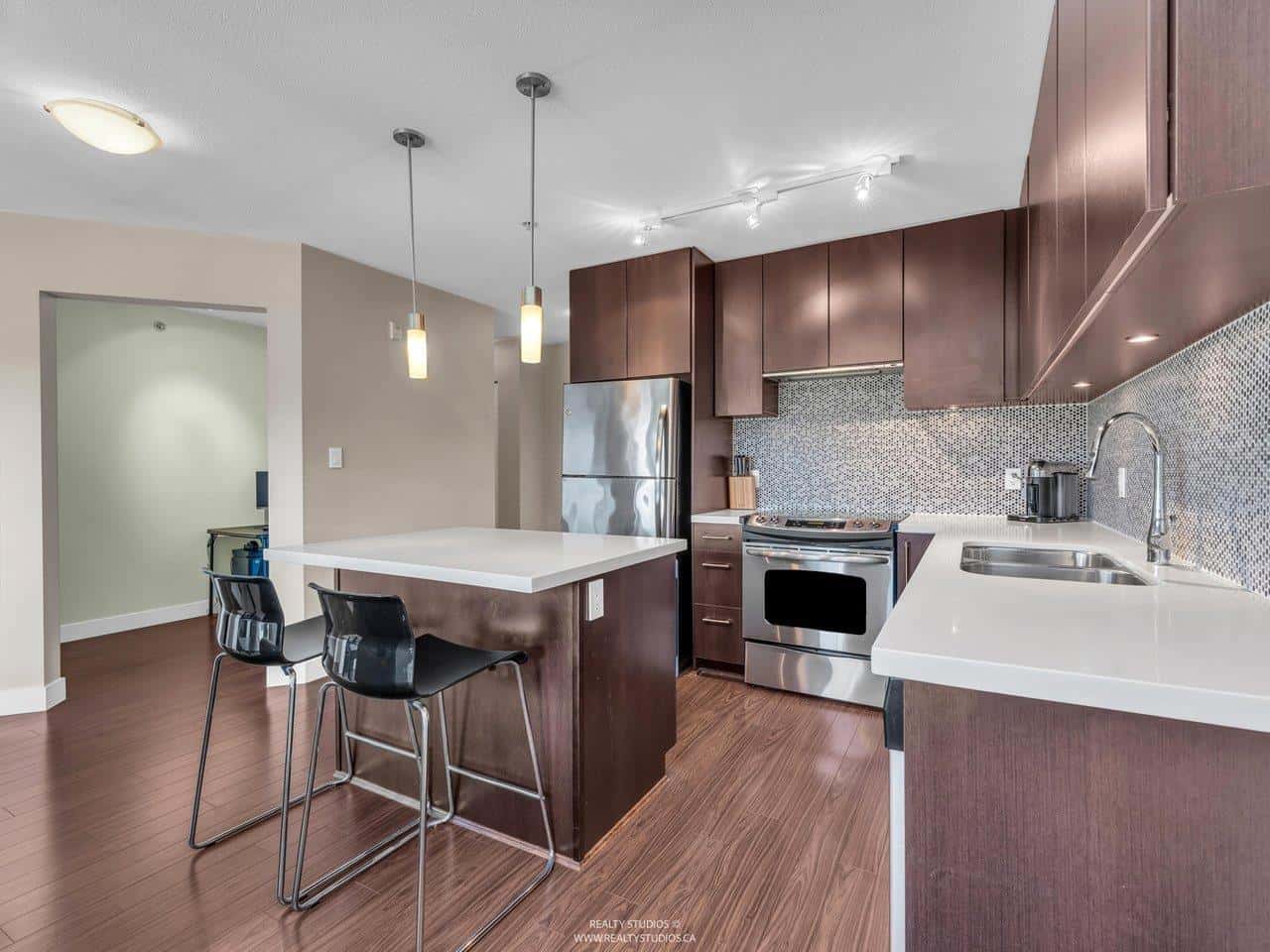 , Surrey, British Columbia — Surrey, British Columbia - Photo 5 of 36