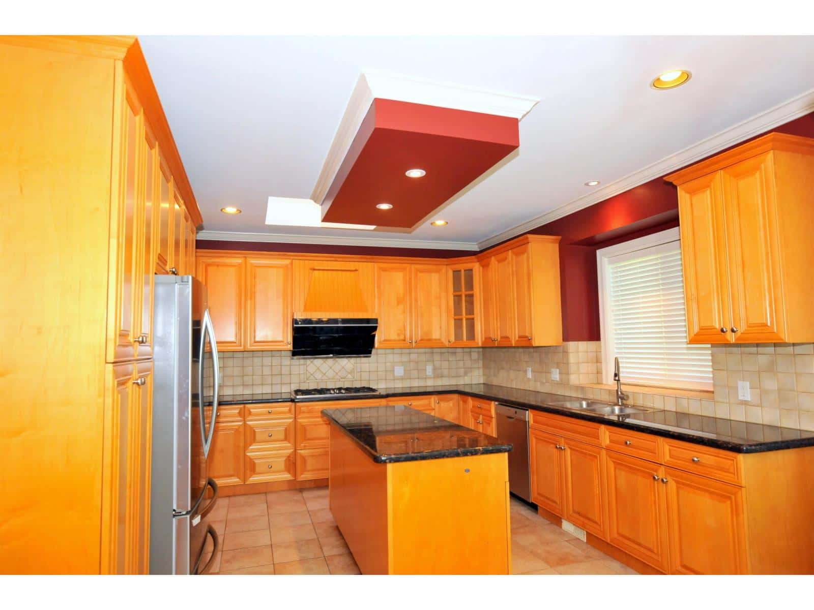 , Surrey, — Surrey - Photo 5 of 17