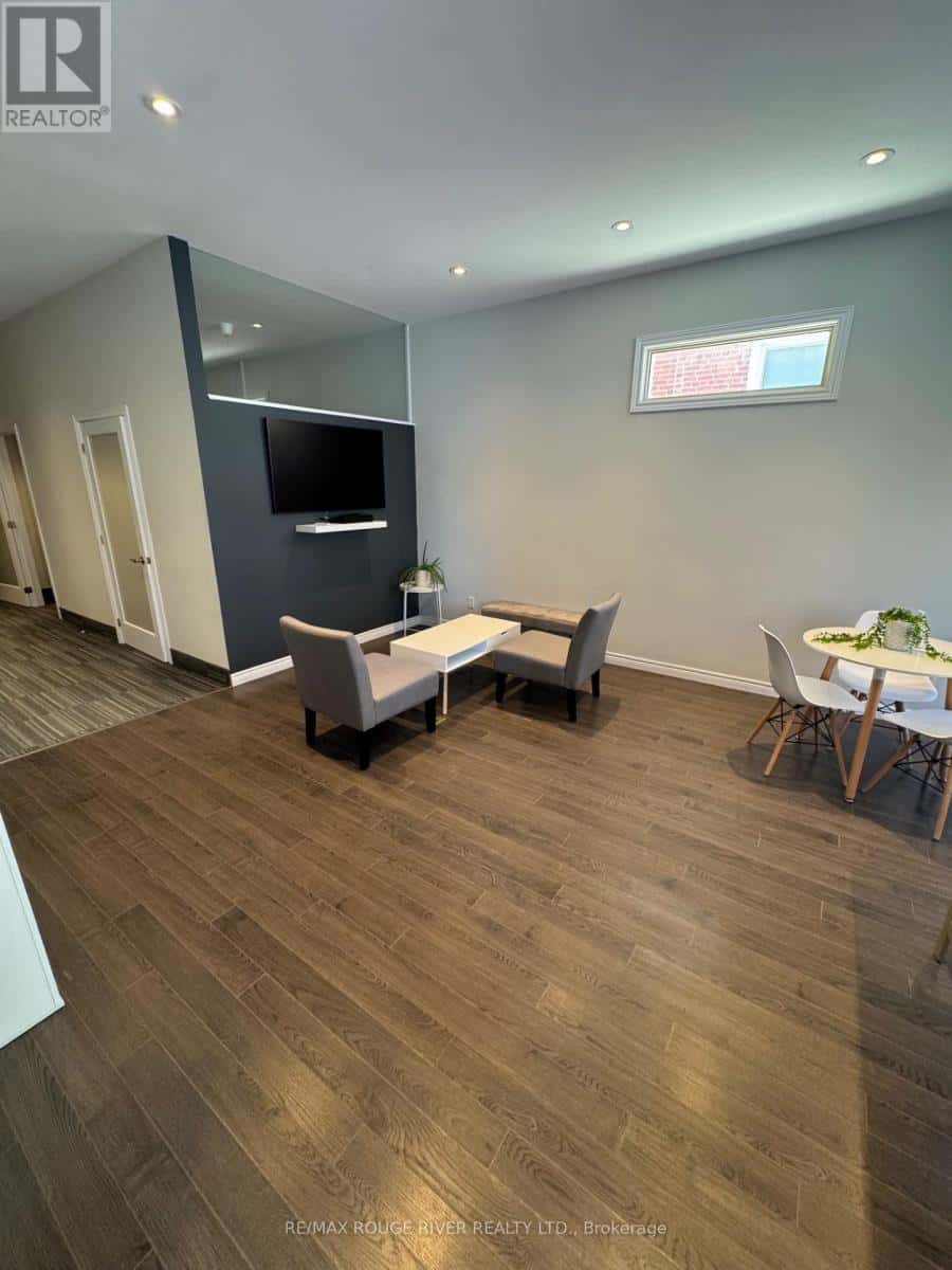 , Peterborough (Town Ward 3), Ontario — Peterborough (Town Ward 3), Ontario - Photo 4 of 10