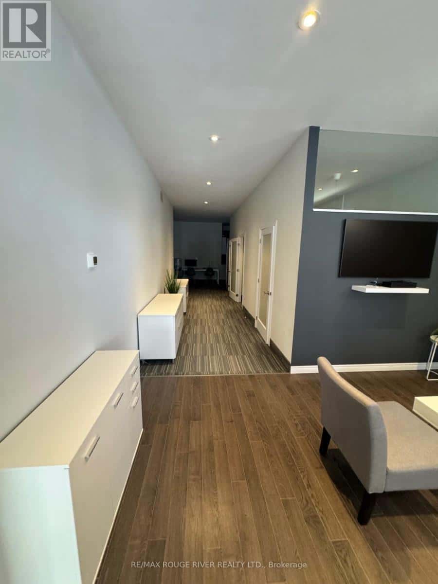 , Peterborough (Town Ward 3), Ontario — Peterborough (Town Ward 3), Ontario - Photo 5 of 10