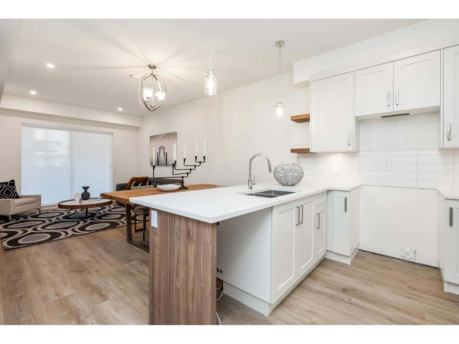 , Chilliwack, British Columbia — Chilliwack, British Columbia - Photo 4 of 39