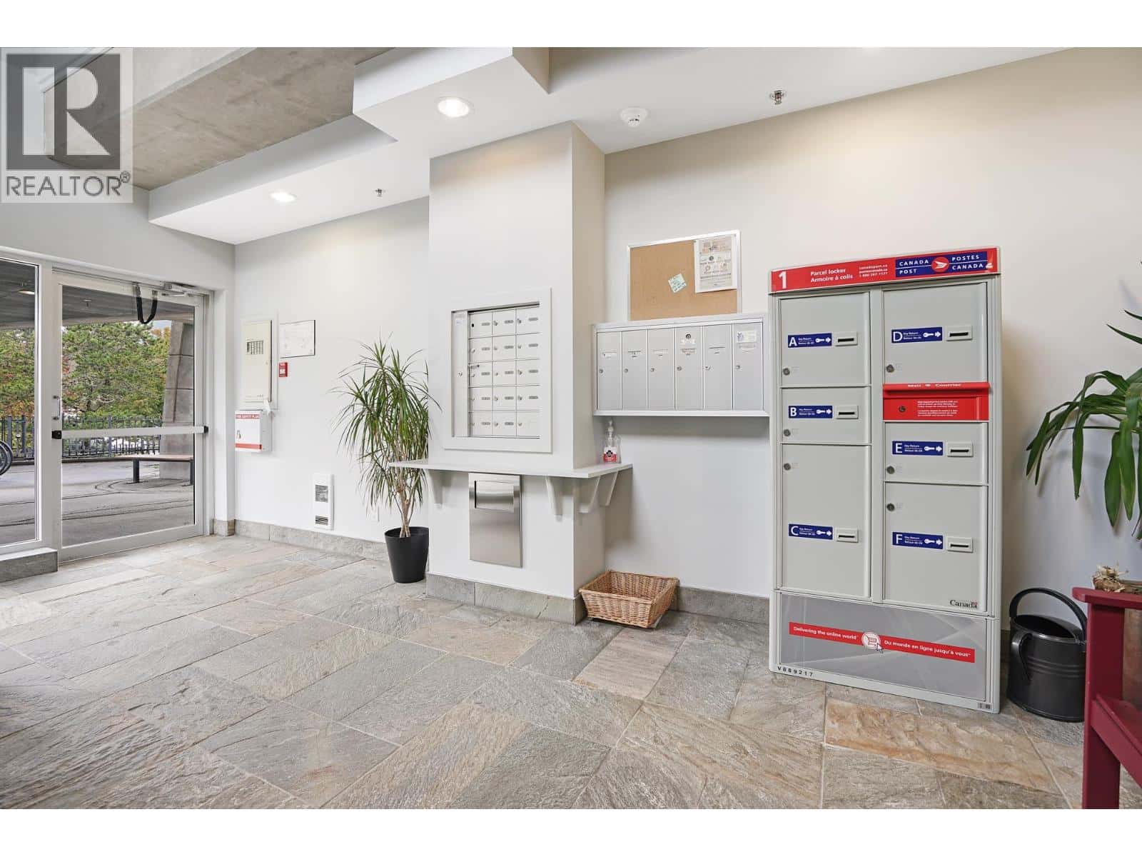 , Squamish, — Squamish - Photo 5 of 7