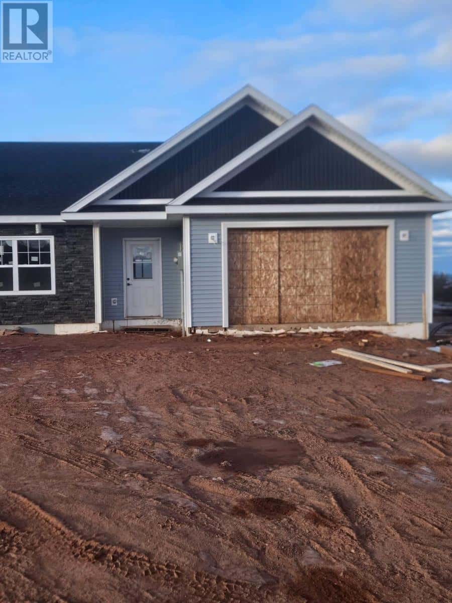 , Cavendish, — Cavendish - Photo 5 of 31