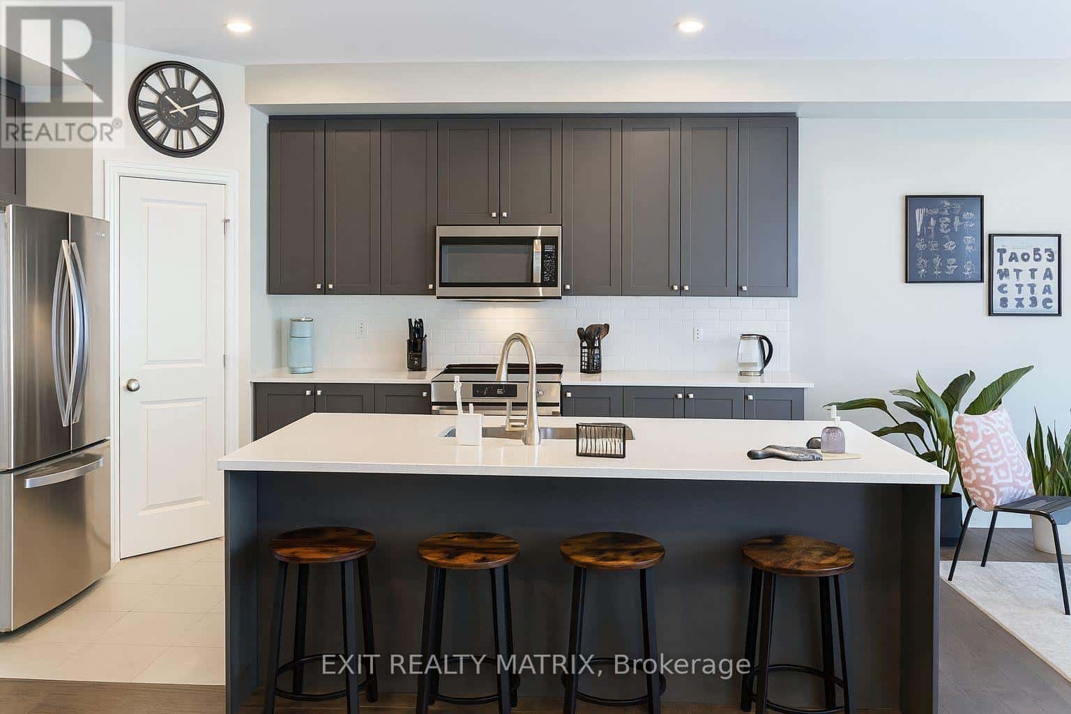 , Russell, — Russell - Photo 4 of 13