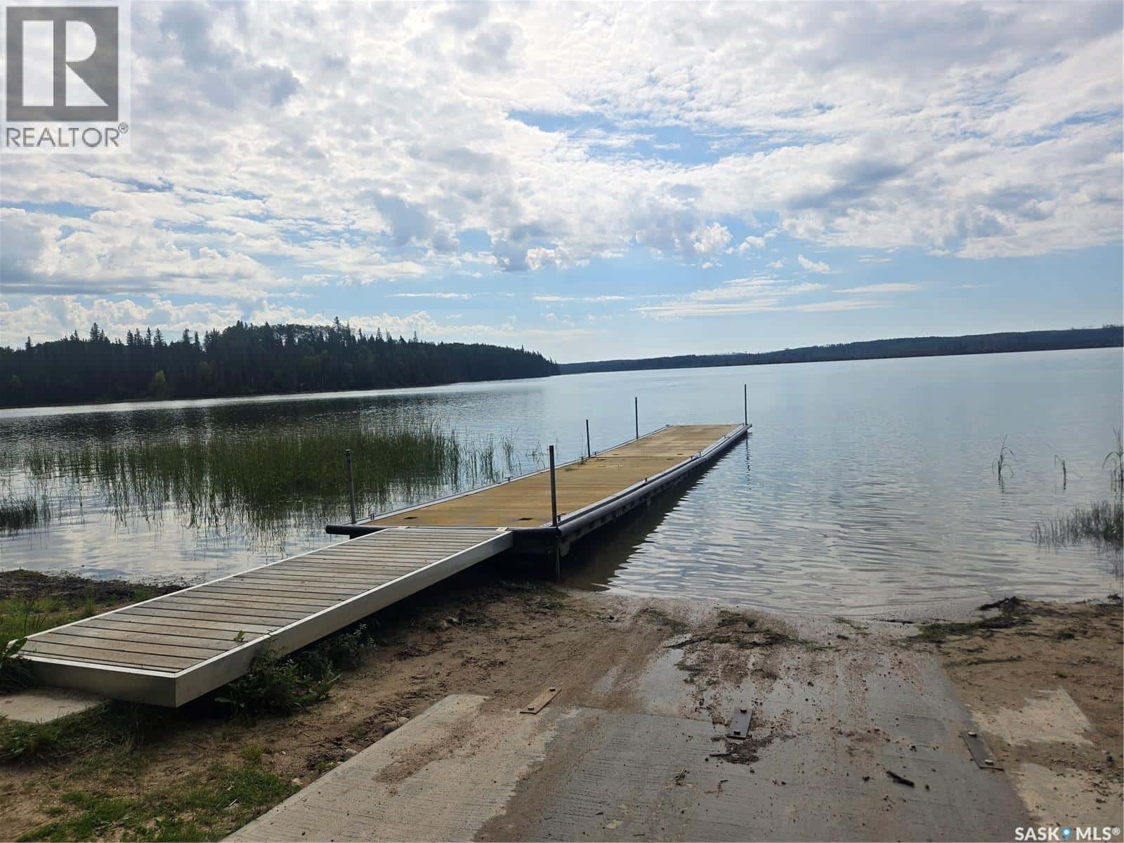 , Northern Admin District, Saskatchewan — Northern Admin District, Saskatchewan - Photo 2 of 37