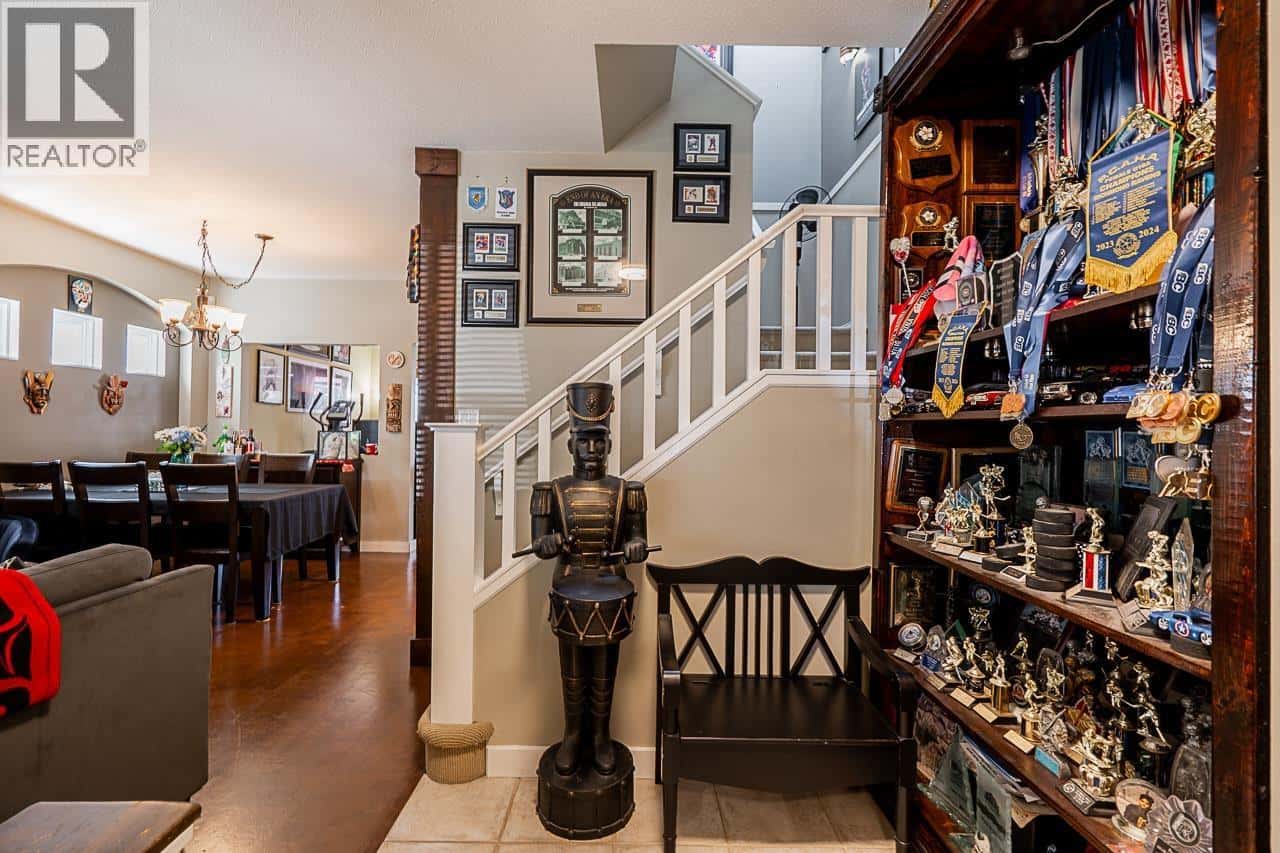 , New Westminster, — New Westminster - Photo 3 of 40