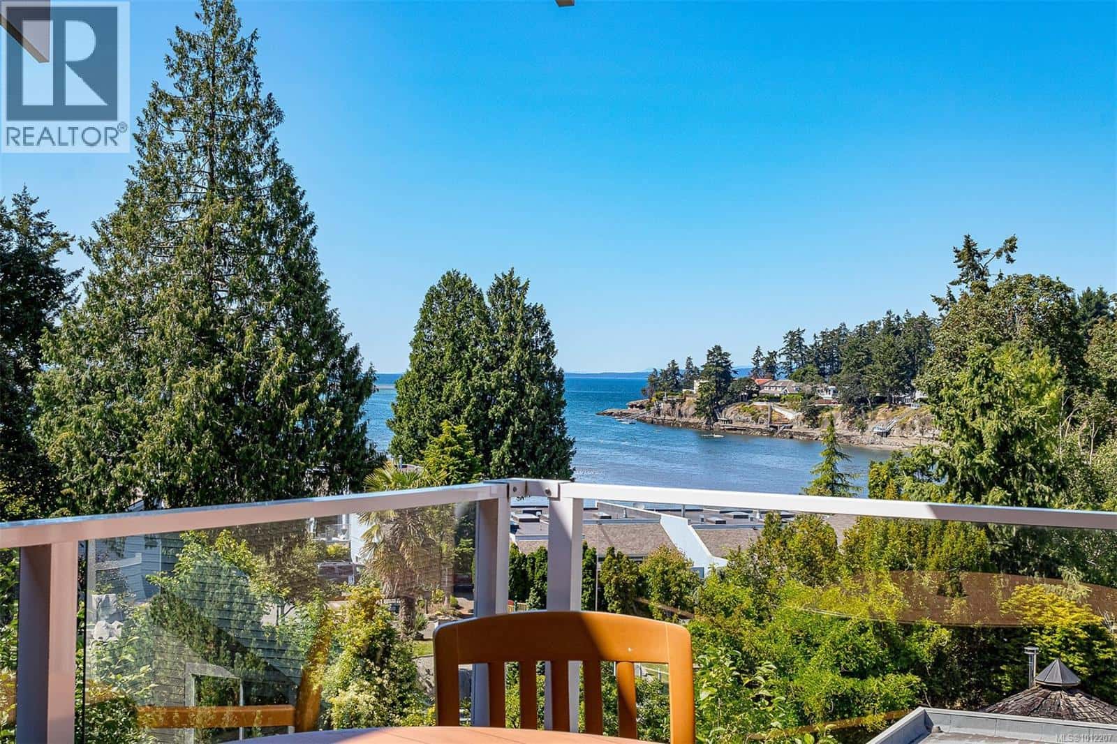 , Nanoose Bay, British Columbia — Nanoose Bay, British Columbia - Photo 4 of 79