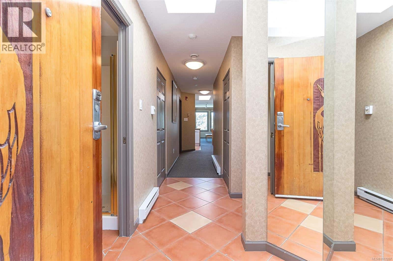 , Nanoose Bay, British Columbia — Nanoose Bay, British Columbia - Photo 5 of 79