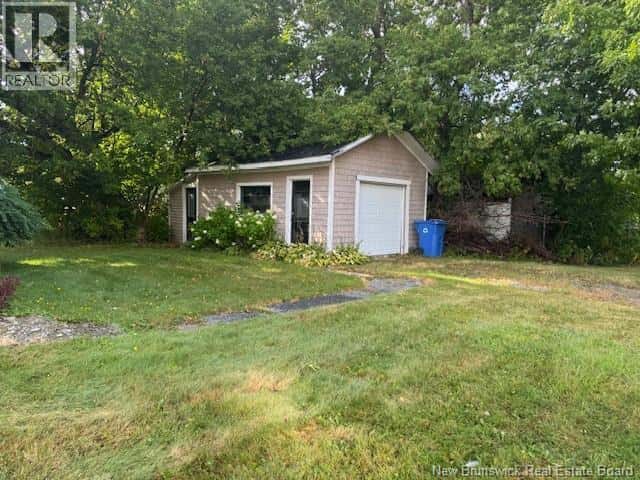 , Woodstock, — Woodstock - Photo 3 of 38