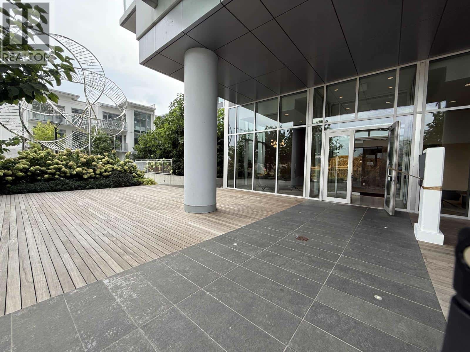 , Burnaby, British Columbia — Burnaby, British Columbia - Photo 3 of 26