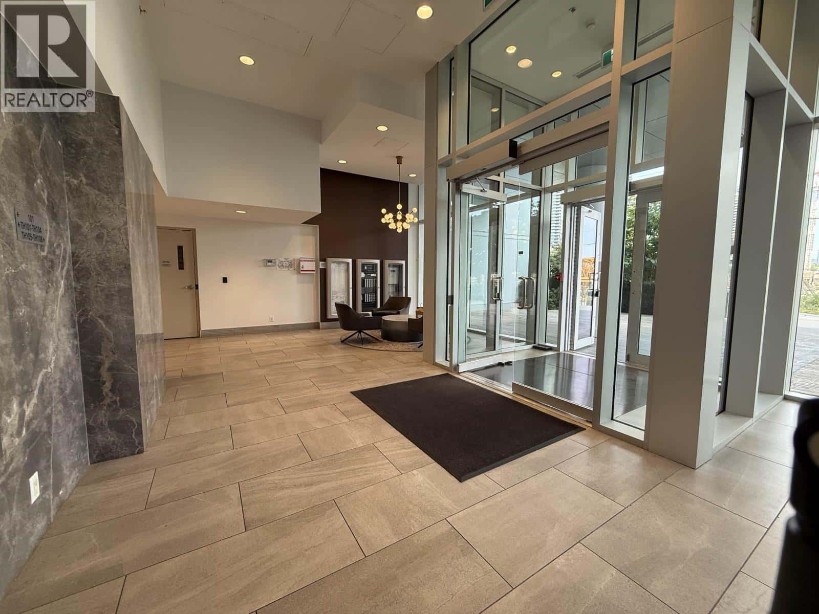 , Burnaby, British Columbia — Burnaby, British Columbia - Photo 4 of 26