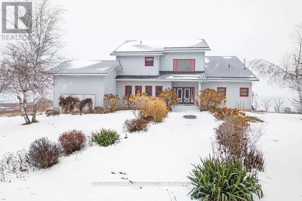 , Rideau Lakes, Ontario — Rideau Lakes, Ontario - Photo 2 of 42