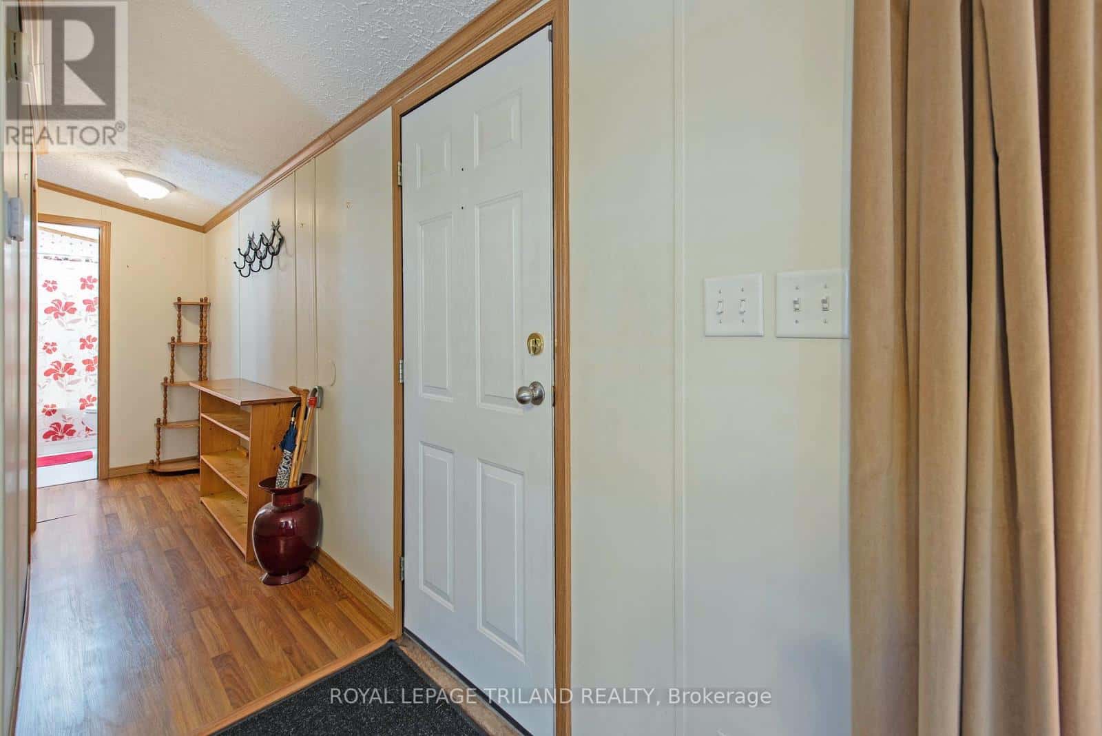 , Strathroy-Caradoc (SE), Ontario — Strathroy-Caradoc (SE), Ontario - Photo 4 of 49