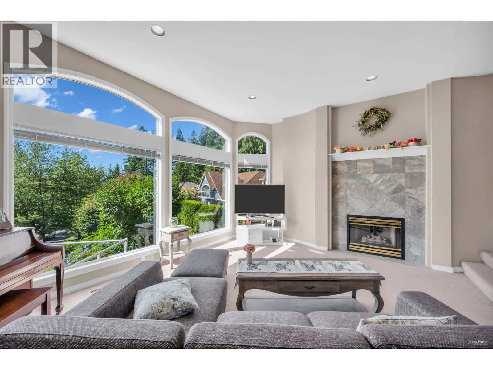 , North Vancouver, British Columbia — North Vancouver, British Columbia - Photo 5 of 40