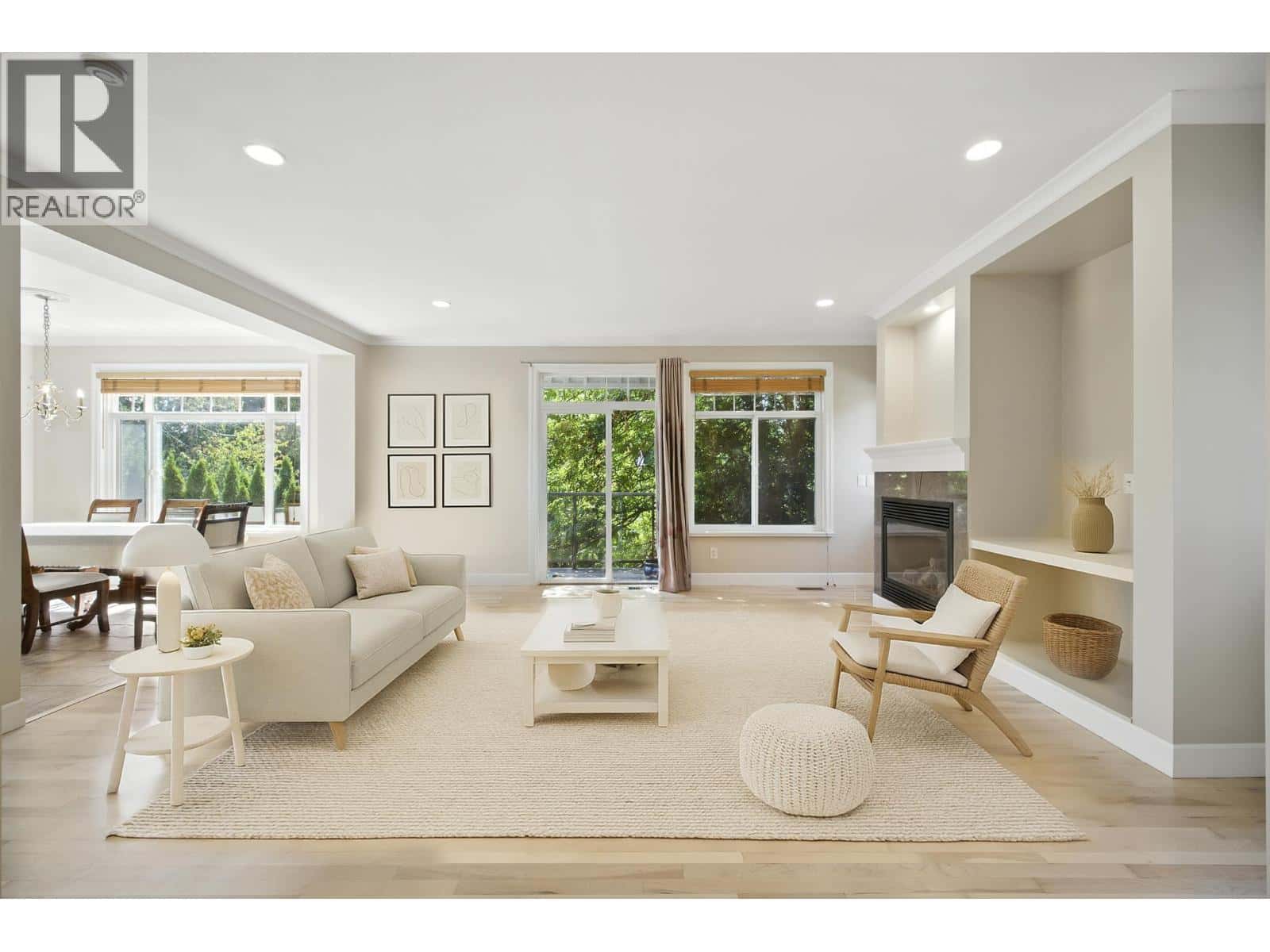 , Coquitlam, British Columbia — Coquitlam, British Columbia - Photo 2 of 40