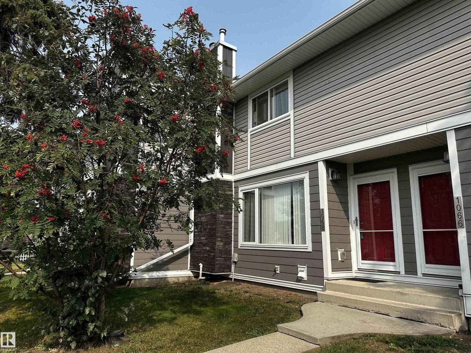 , Edmonton, Alberta — Edmonton, Alberta - Main photo