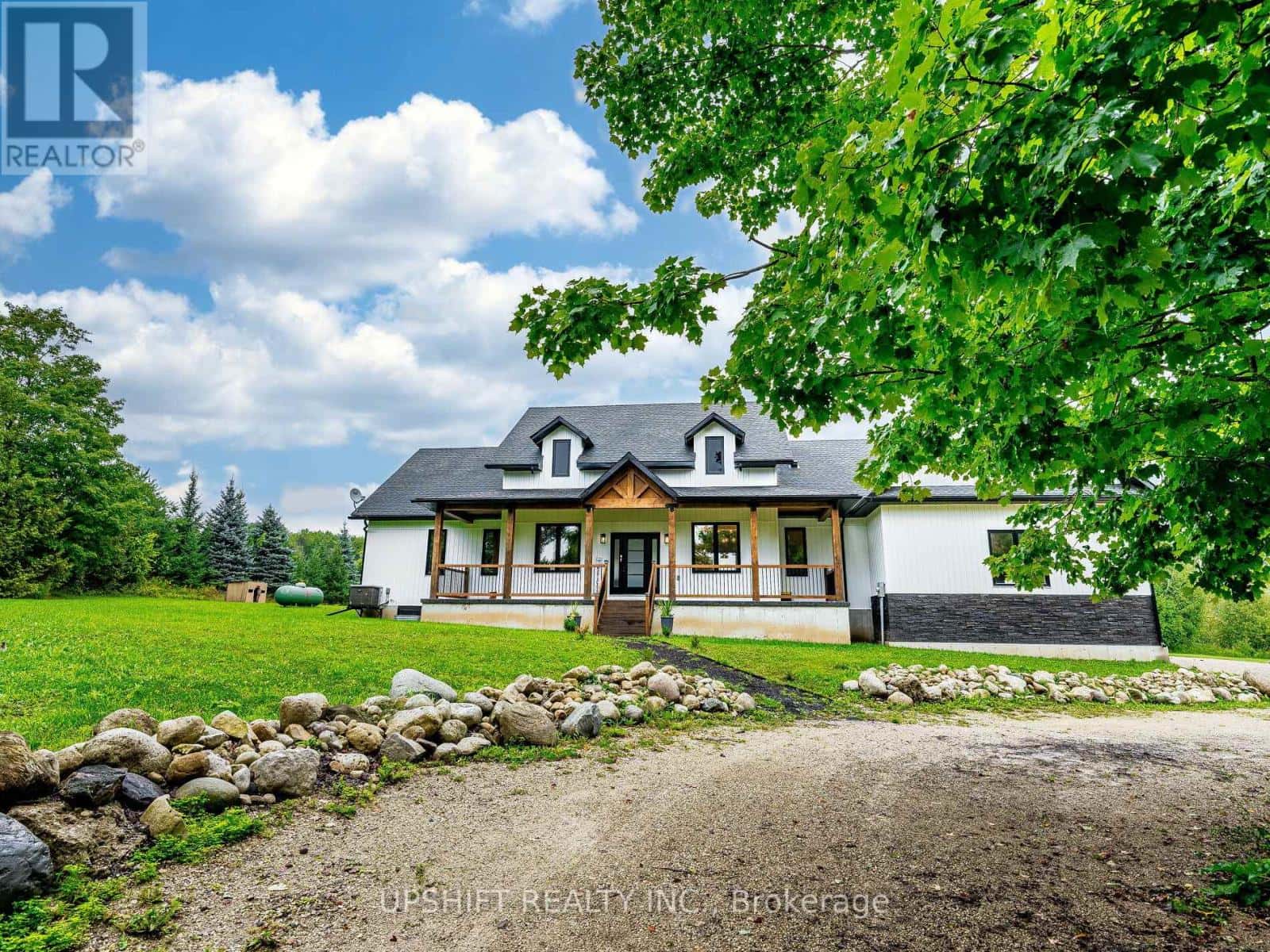 , West Grey, Ontario — West Grey, Ontario - Photo 2 of 100