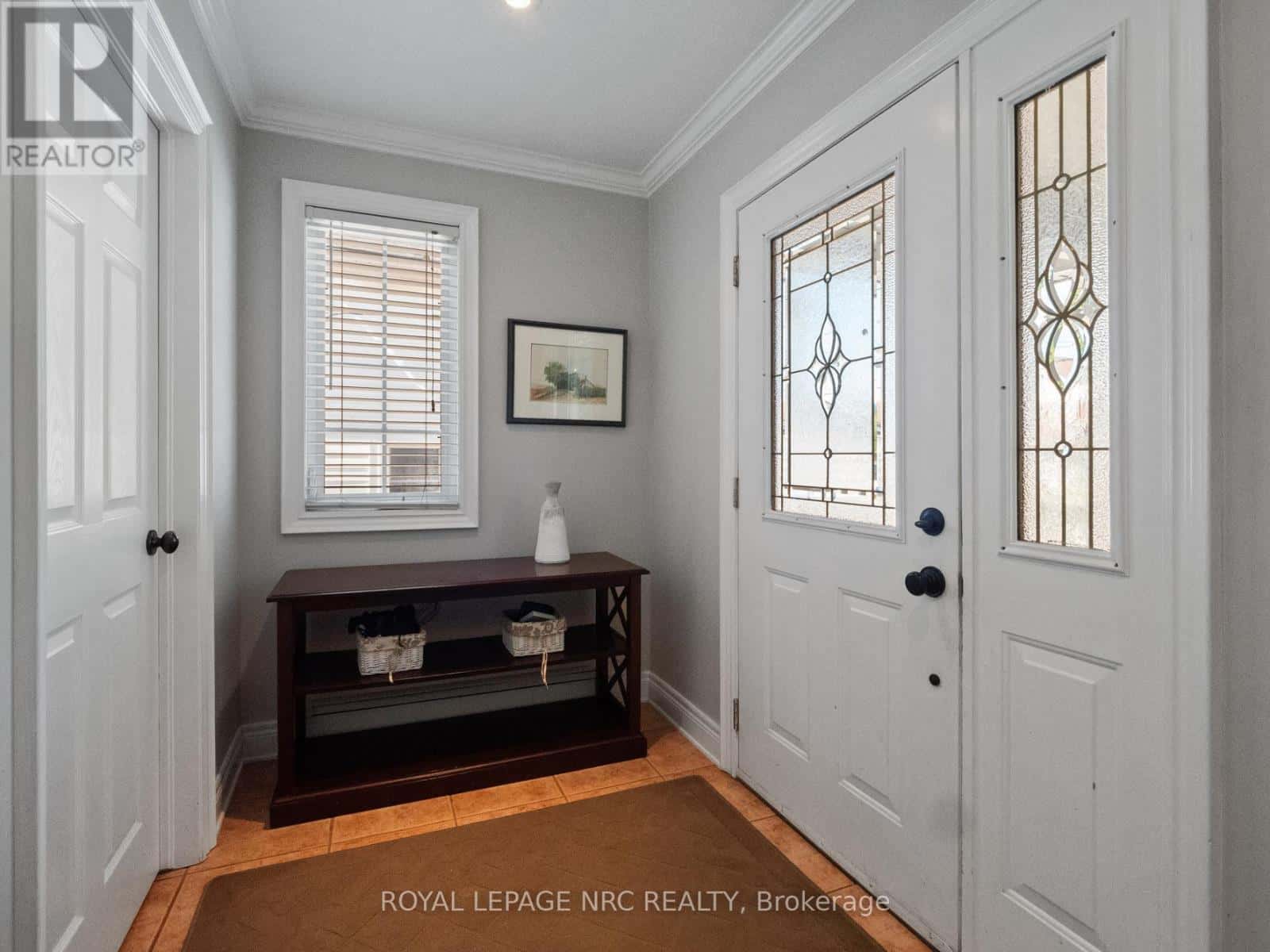 , Niagara Falls (Chippawa), Ontario — Niagara Falls (Chippawa), Ontario - Photo 5 of 45