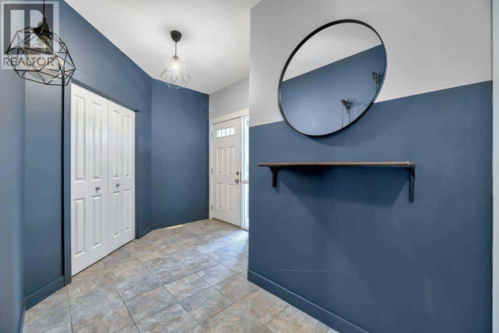 , Strathmore, — Strathmore - Photo 4 of 64