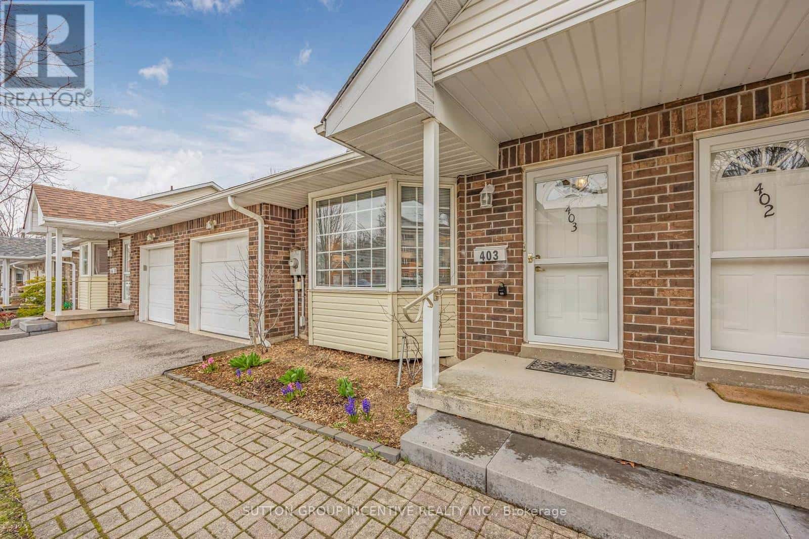 , Orillia, Ontario — Orillia, Ontario - Photo 2 of 36